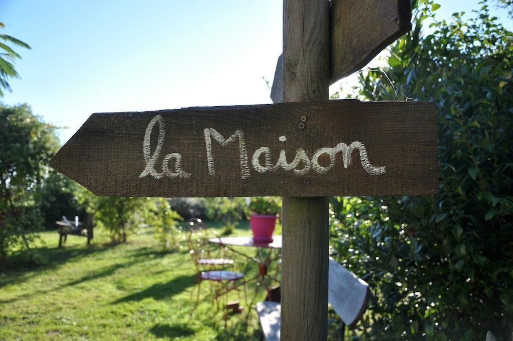 La Maison De Rose Bed and Breakfast Brossac Buitenkant foto